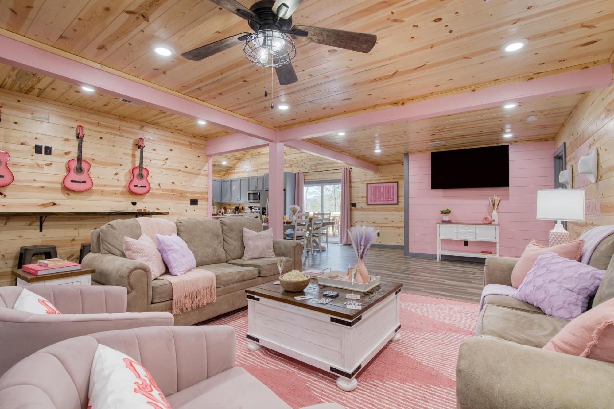 Pink Pines Avantstay Luxury Aesthetic Dream Home Indoor Pool Hot Tub Пиджен-Фордж Экстерьер фото