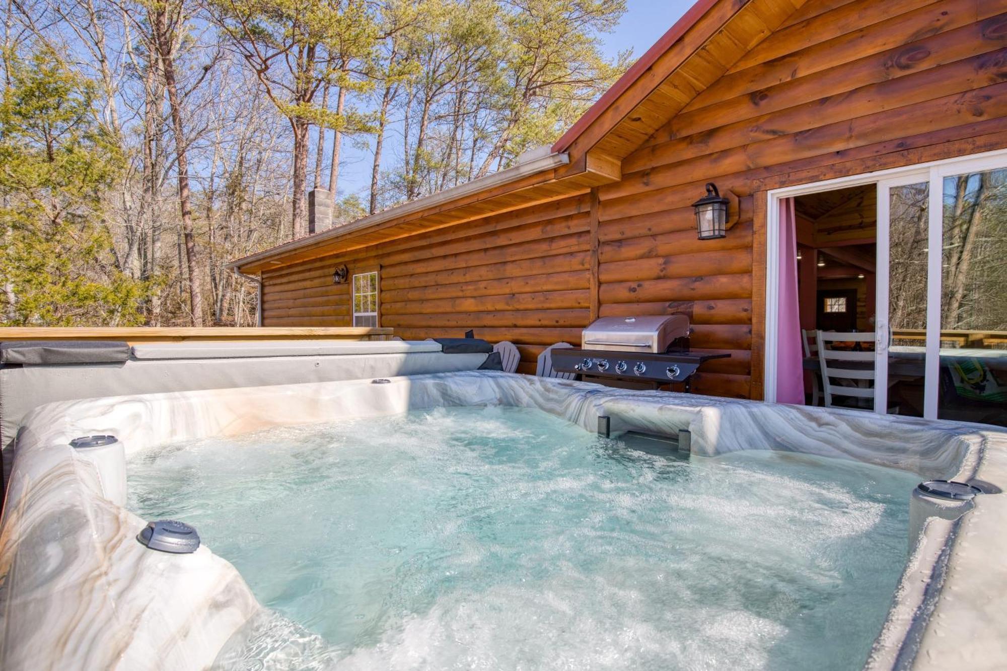 Pink Pines Avantstay Luxury Aesthetic Dream Home Indoor Pool Hot Tub Пиджен-Фордж Экстерьер фото