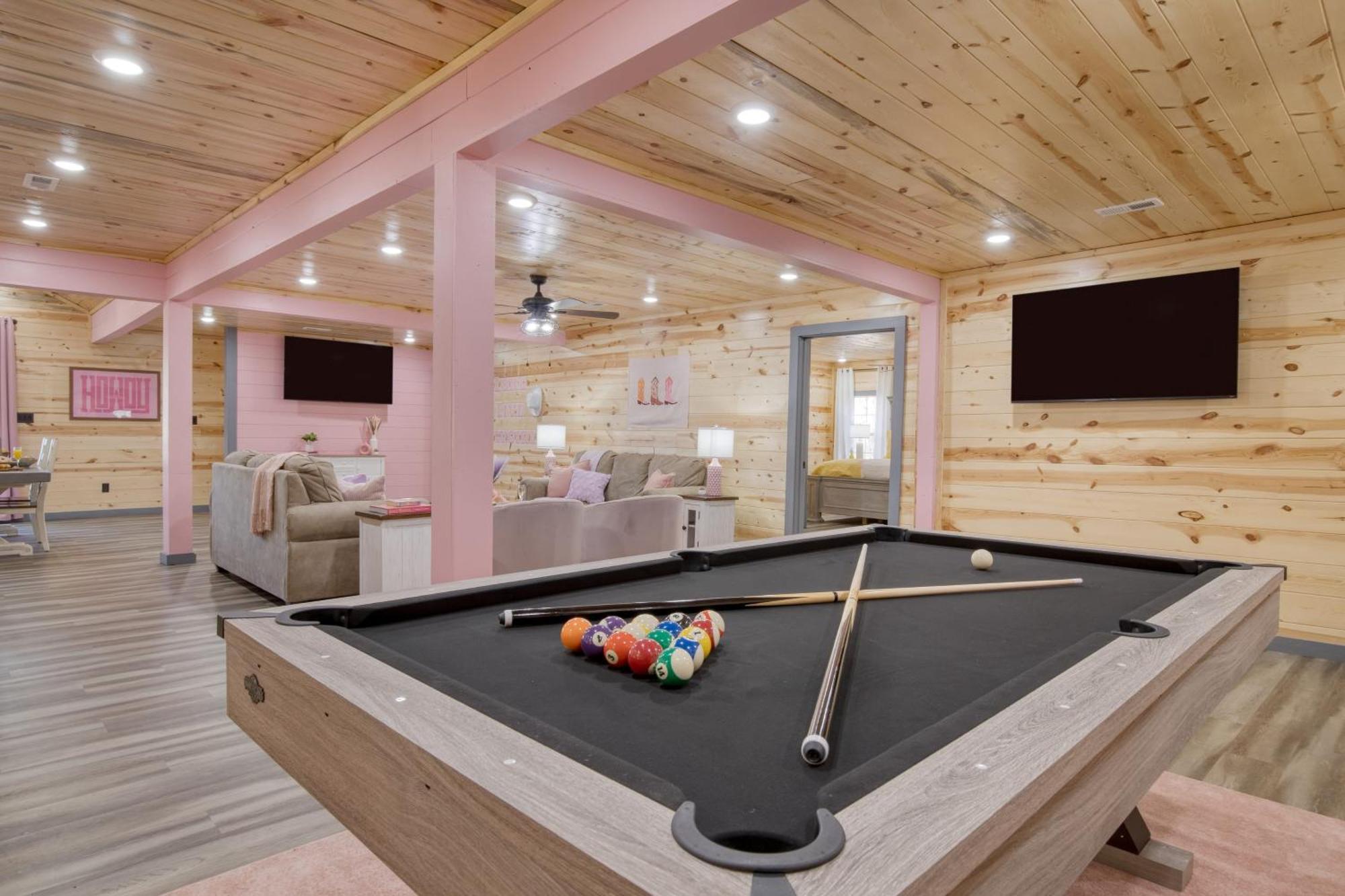 Pink Pines Avantstay Luxury Aesthetic Dream Home Indoor Pool Hot Tub Пиджен-Фордж Экстерьер фото