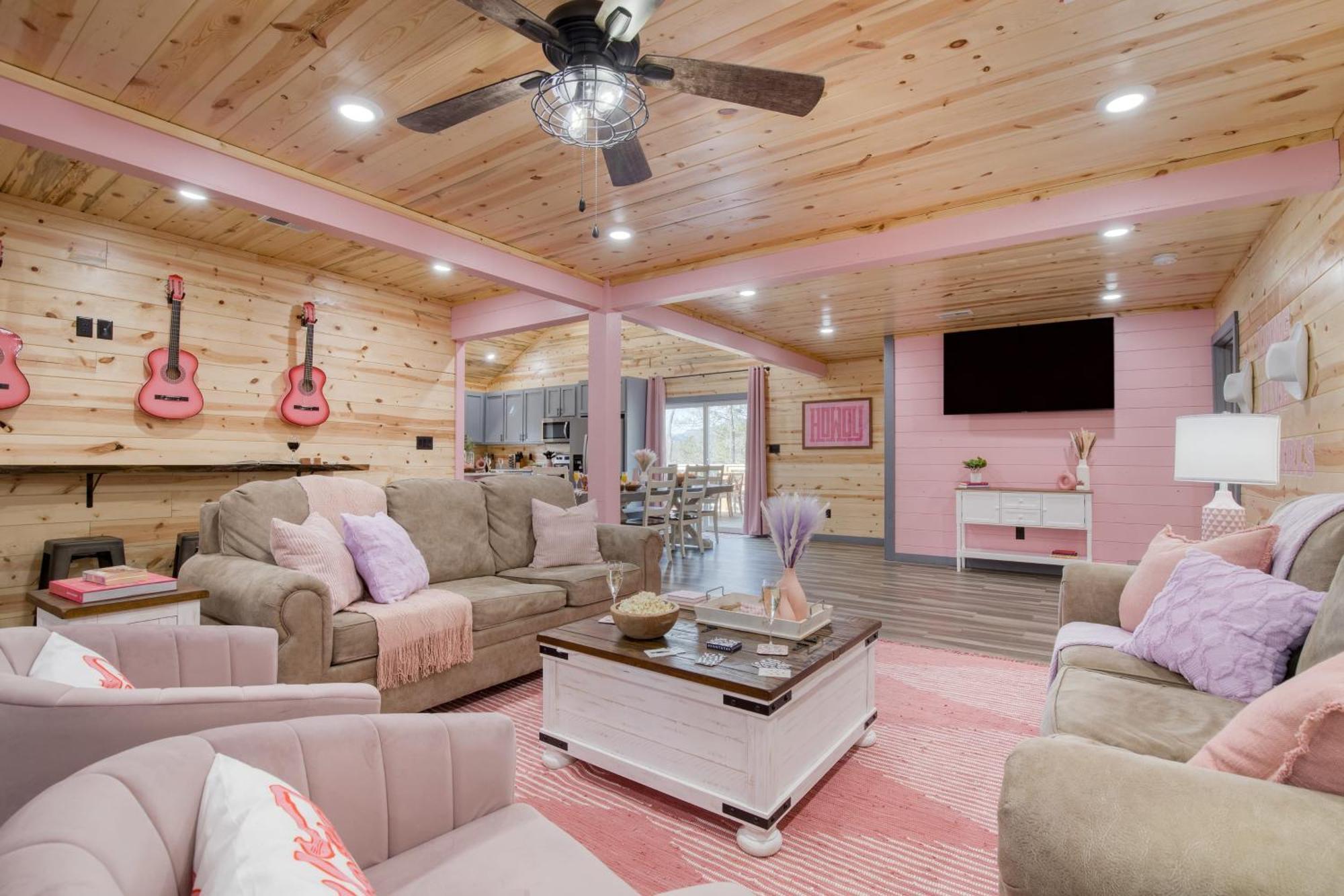Pink Pines Avantstay Luxury Aesthetic Dream Home Indoor Pool Hot Tub Пиджен-Фордж Экстерьер фото